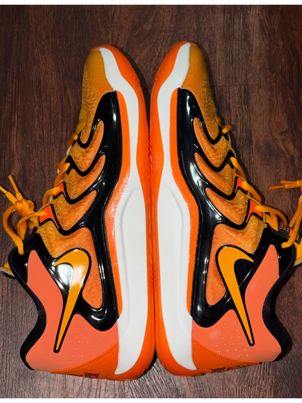Nike size 14 KD basketball shoes